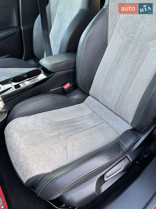 Внедорожник / Кроссовер Peugeot e-2008 2021 в Волочиске