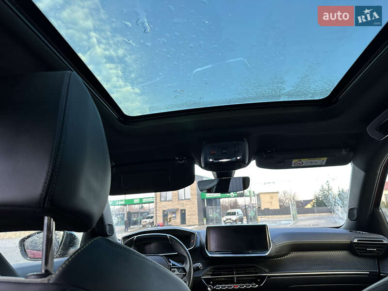 Внедорожник / Кроссовер Peugeot e-2008 2021 в Волочиске