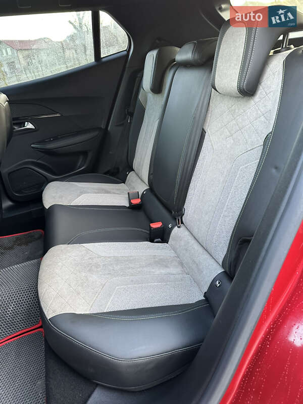 Внедорожник / Кроссовер Peugeot e-2008 2021 в Волочиске