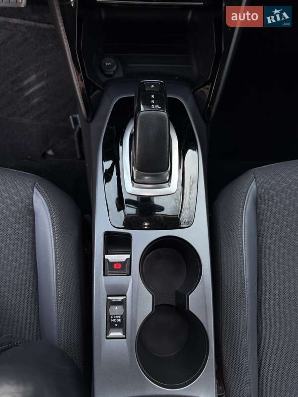 Позашляховик / Кросовер Peugeot e-2008 2020 в Львові