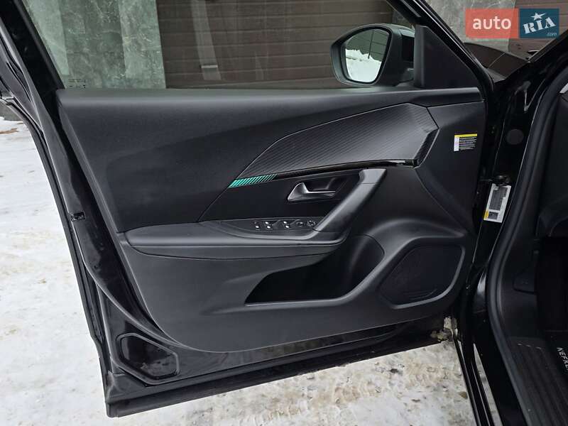 Внедорожник / Кроссовер Peugeot e-2008 2020 в Тернополе