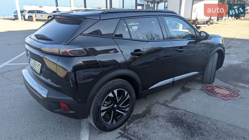 Внедорожник / Кроссовер Peugeot e-2008 2022 в Львове