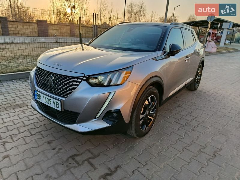 Внедорожник / Кроссовер Peugeot e-2008 2020 в Дубно