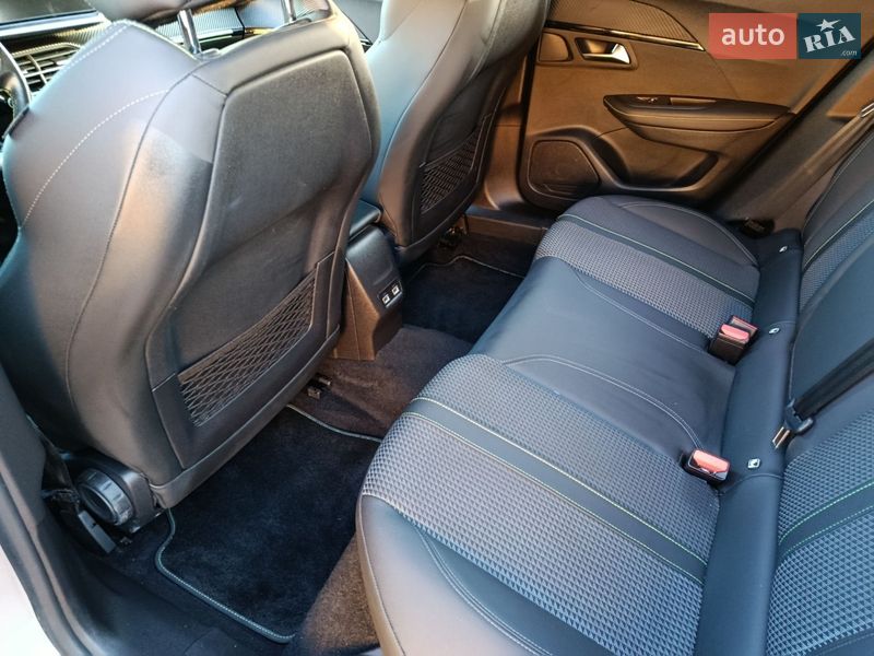 Внедорожник / Кроссовер Peugeot e-2008 2020 в Дубно