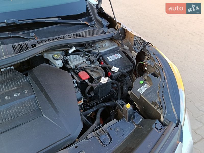 Внедорожник / Кроссовер Peugeot e-2008 2020 в Дубно