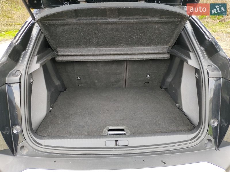 Внедорожник / Кроссовер Peugeot e-2008 2020 в Софиевской Борщаговке фото 17 Внедорожник / Кроссовер Peugeot e-2008 2020 в Софиевской Борщаговке