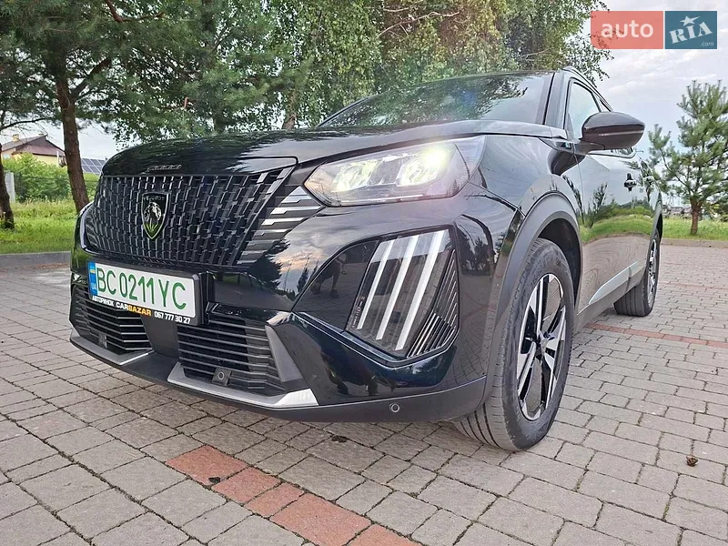 Peugeot e-2008