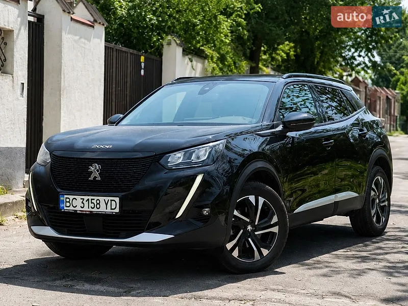 Peugeot e-2008