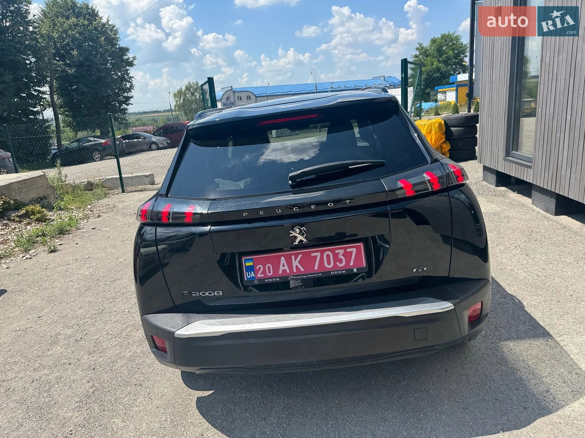 2021 Peugeot 2008 - мініатюра 8