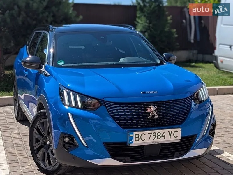 Peugeot e-2008