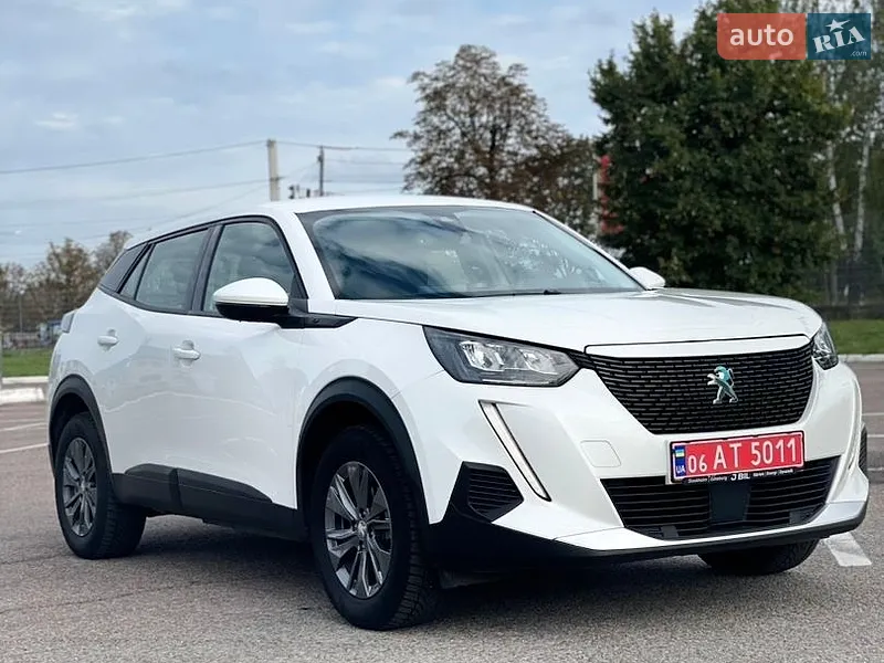 Peugeot e-2008