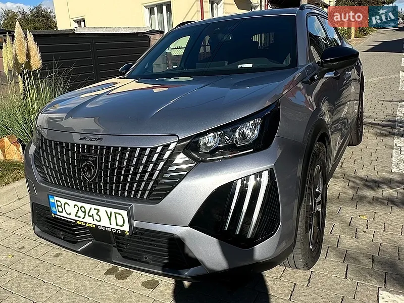 Peugeot e-2008
