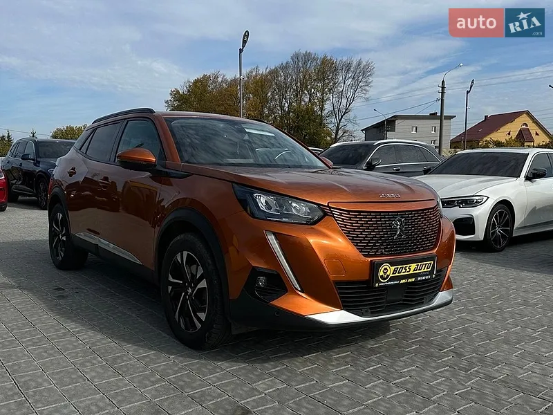 Peugeot e-2008