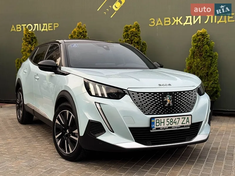 Peugeot e-2008