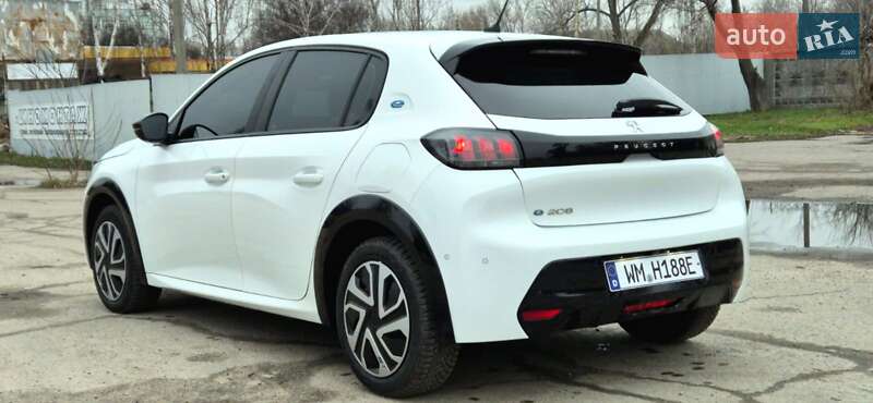 Хетчбек Peugeot e-208 2023 в Жовтих Водах