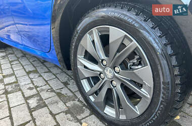Хэтчбек Peugeot e-208 2021 в 