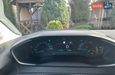 Хэтчбек Peugeot e-208 2021 в 