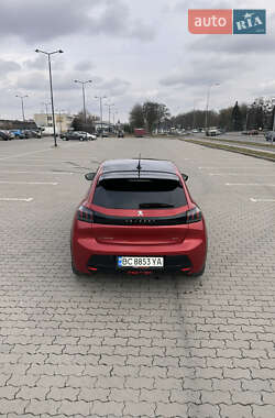 Хэтчбек Peugeot e-208 2022 в 