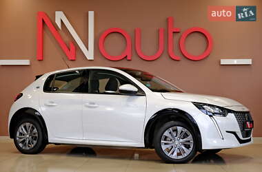 Хэтчбек Peugeot e-208 2021 в 