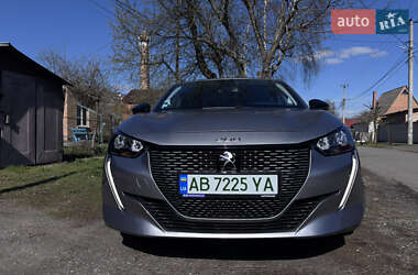 Хэтчбек Peugeot e-208 2022 в 