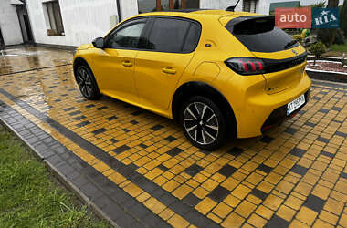 Хэтчбек Peugeot e-208 2021 в 
