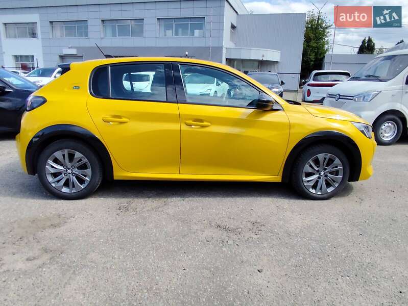 Хетчбек Peugeot e-208 2019 в Києві