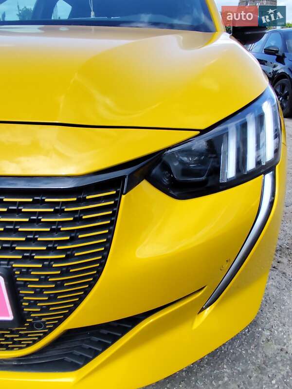 Хетчбек Peugeot e-208 2019 в Києві