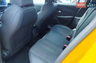 Хэтчбек Peugeot e-208 2021 в 