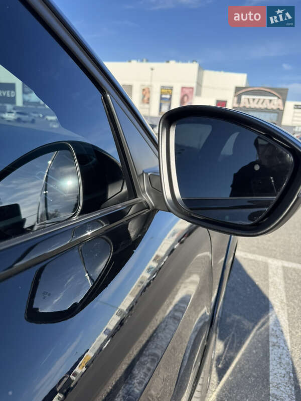 Хетчбек Peugeot e-208 2022 в Києві