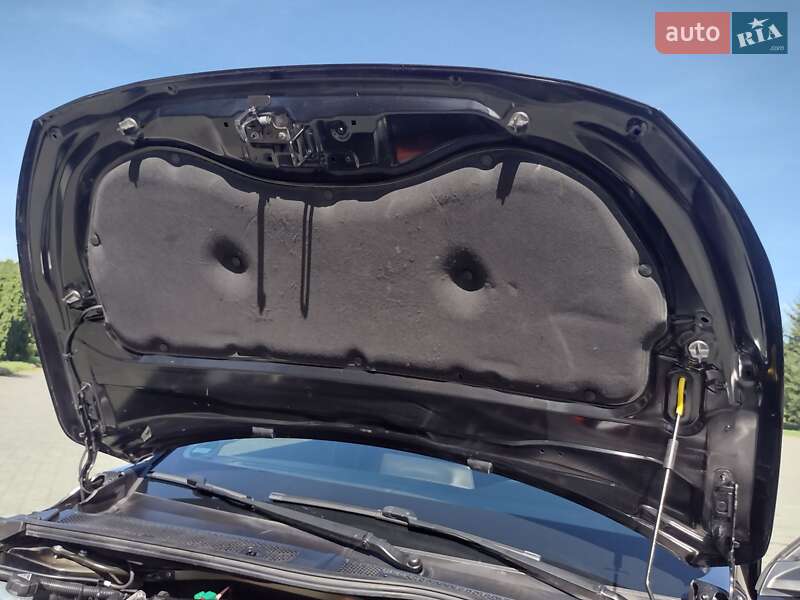 Хетчбек Peugeot e-208 2023 в Дубні