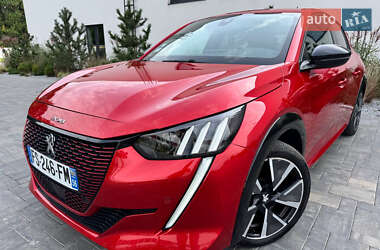 Хэтчбек Peugeot e-208 2020 в Киеве