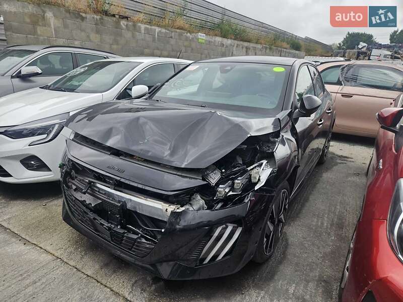 Peugeot e-208 2024