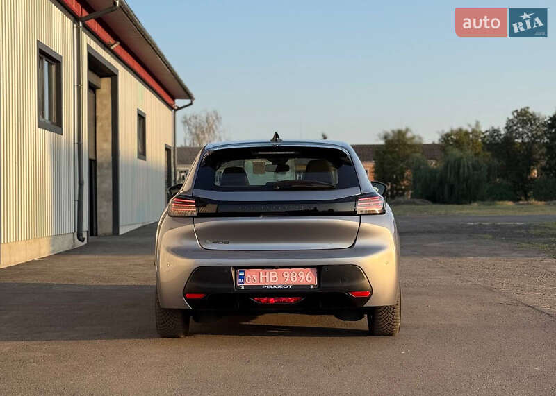 Хетчбек Peugeot e-208 2024 в Києві