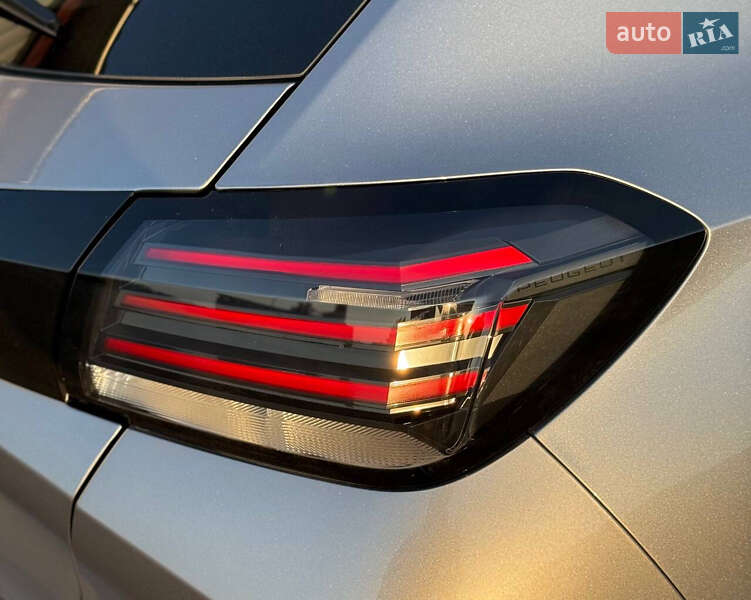 Хетчбек Peugeot e-208 2024 в Києві
