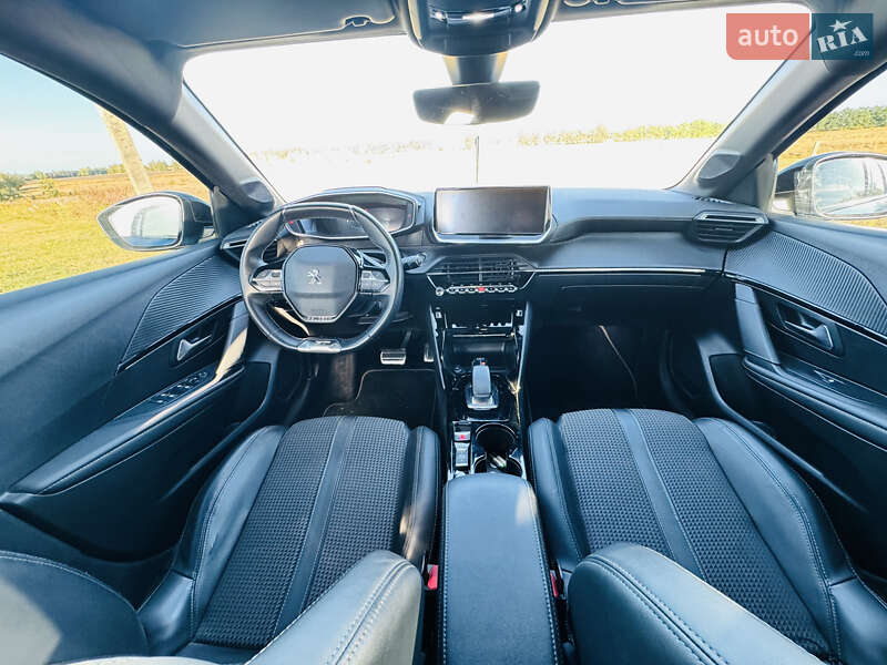 Хэтчбек Peugeot e-208 2020 в Ромнах