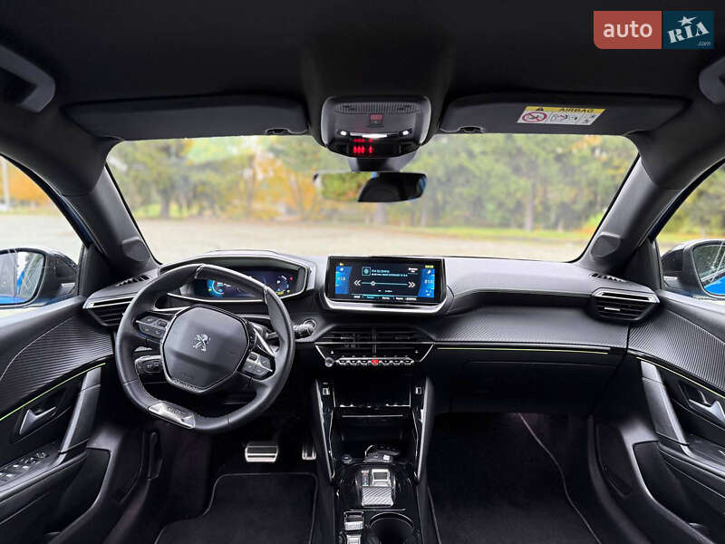 Хэтчбек Peugeot e-208 2023 в Ровно
