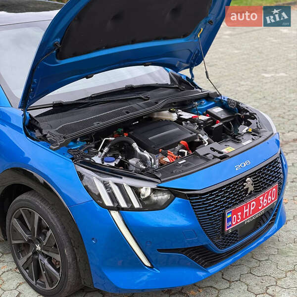 Хэтчбек Peugeot e-208 2023 в Ровно
