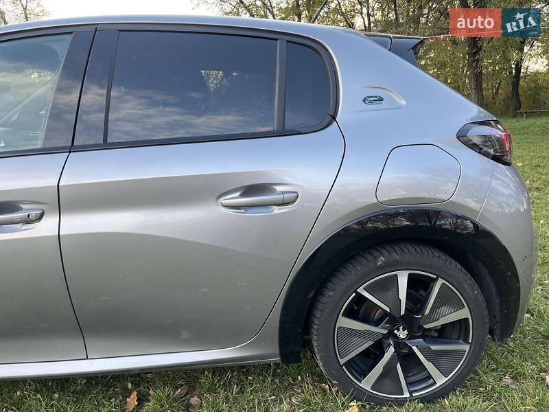 Хетчбек Peugeot e-208 2021 в Хмельницькому