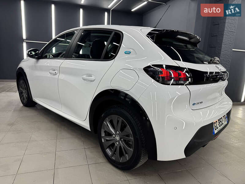 Хэтчбек Peugeot e-208 2021 в Коломые