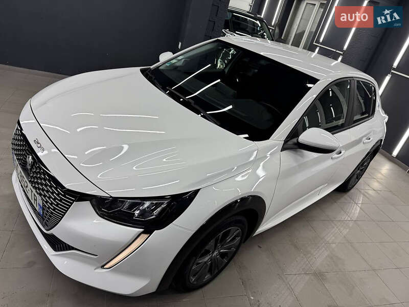 Хэтчбек Peugeot e-208 2021 в Коломые
