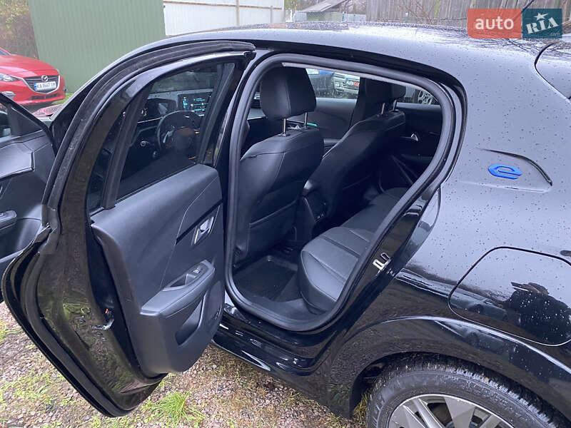 Хетчбек Peugeot e-208 2021 в Києві