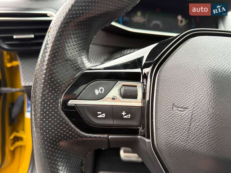 Хэтчбек Peugeot e-208 2021 в Коломые