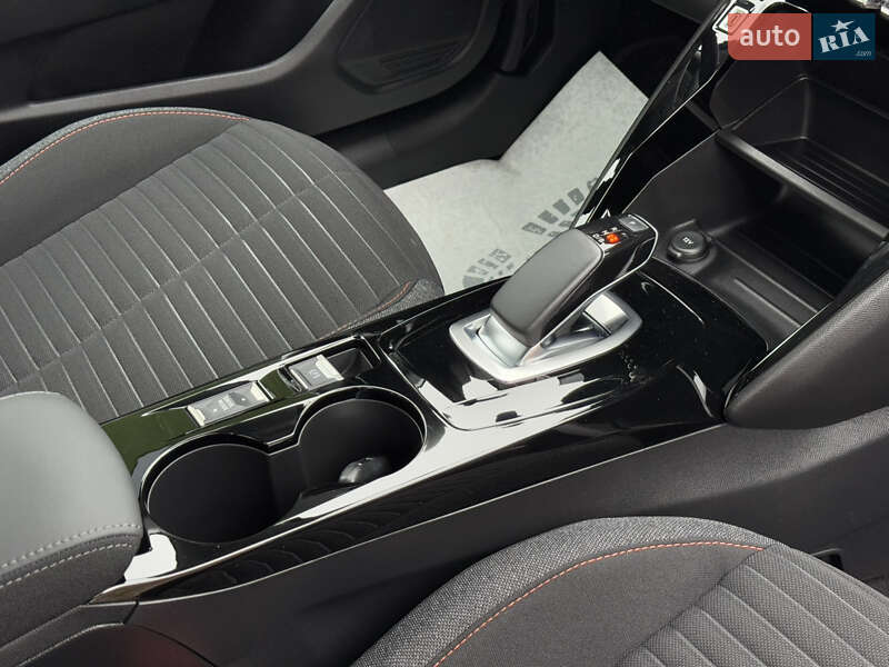 Хэтчбек Peugeot e-208 2020 в Виннице фото 25 Хэтчбек Peugeot e-208 2020 в Виннице