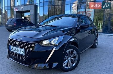 Хетчбек Peugeot e-208 2023 в Рівному