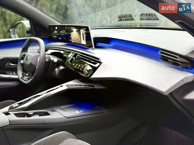 Внедорожник / Кроссовер Peugeot e-3008 2024 в Самборе