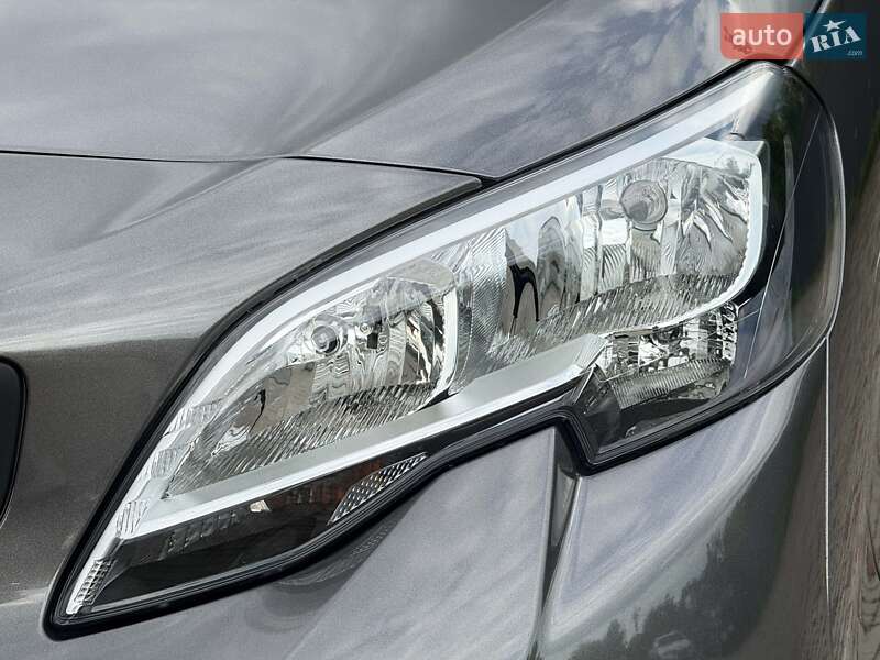 Грузовой фургон Peugeot e-Expert 2024 в Луцке