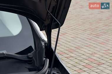 Вантажний фургон Peugeot e-Expert 2024 в 