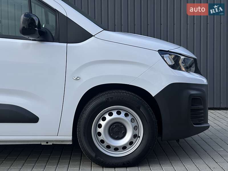 Вантажний фургон Peugeot E-Partner 2024 в Мукачевому