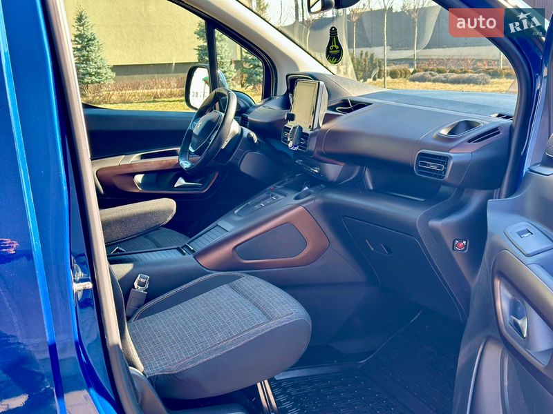Минивэн Peugeot e-Rifter 2021 в Рожище