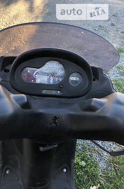Скутер Peugeot Elyseo 2000 в Хотине